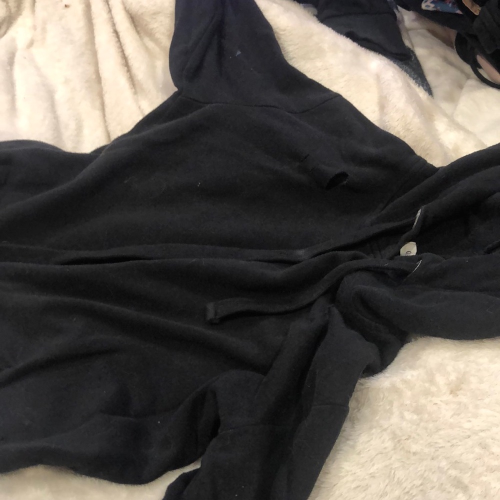 Cropped hoodie